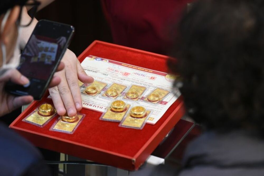 Giá 2 phân vàng bao nhiêu tiền hôm nay?