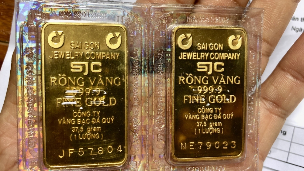 Có nên đầu tư vàng miếng SJC không?