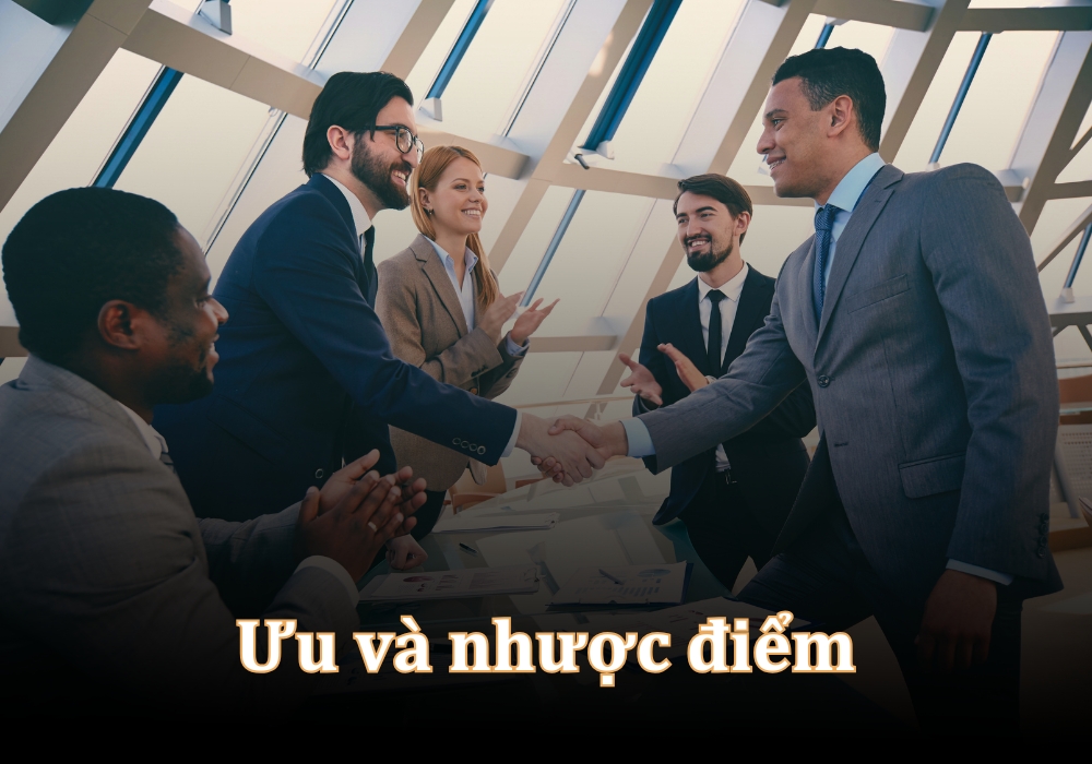 Ưu điểm và rủi ro khi tham gia thị trường phái sinh